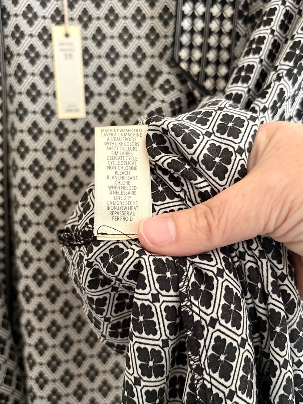 NWT - Max Studio Black and White Geometric Open Kimono 3X - Picture 5 of 5